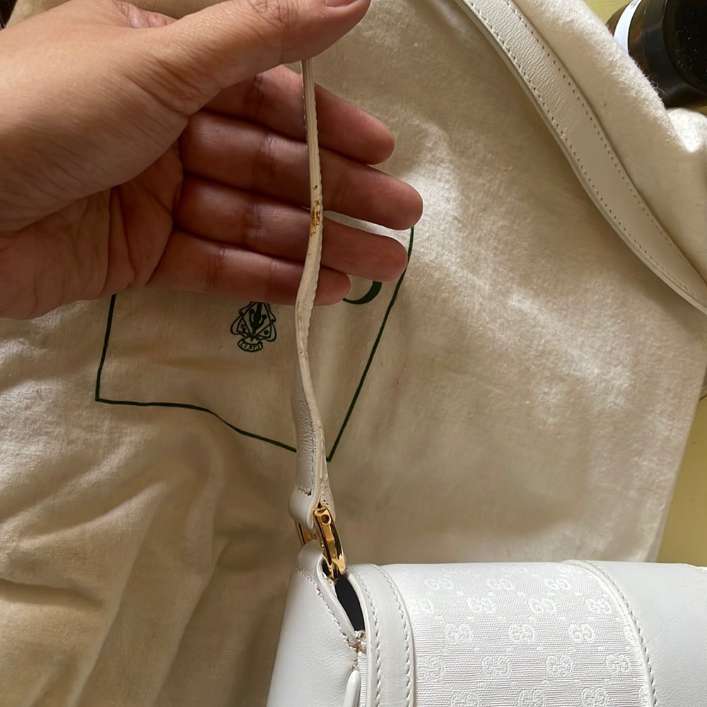 Vintage White Gucci Micro GG Crossbody Bag - Picture 5 of 17